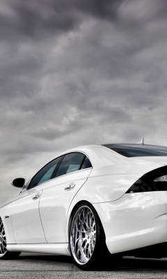 Das Mercedes CLS 63 Amg Wallpaper 240x400