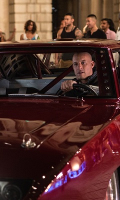 Обои Dominic Toretto FAST 6 240x400