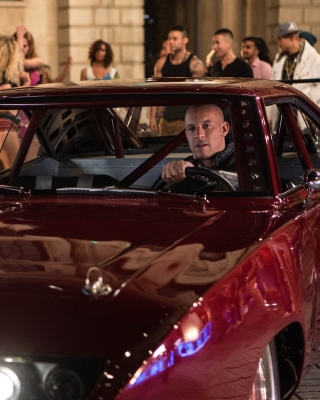 Картинка Dominic Toretto FAST 6 на телефон Nokia Asha 306