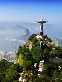 Das Christ Statue In Rio De Janeiro Wallpaper 240x320