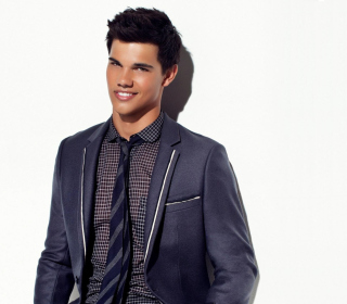 Kostenloses Taylor Lautner Smile Wallpaper für 128x128