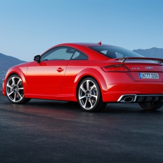 Kostenloses Audi TT RS Coupe Wallpaper für iPad