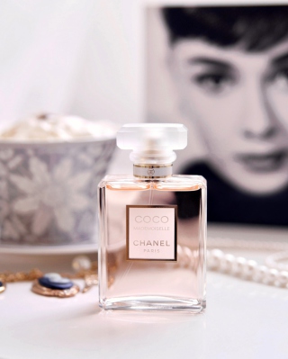 Kostenloses Chanel Coco Mademoiselle Perfume Wallpaper für 320x480