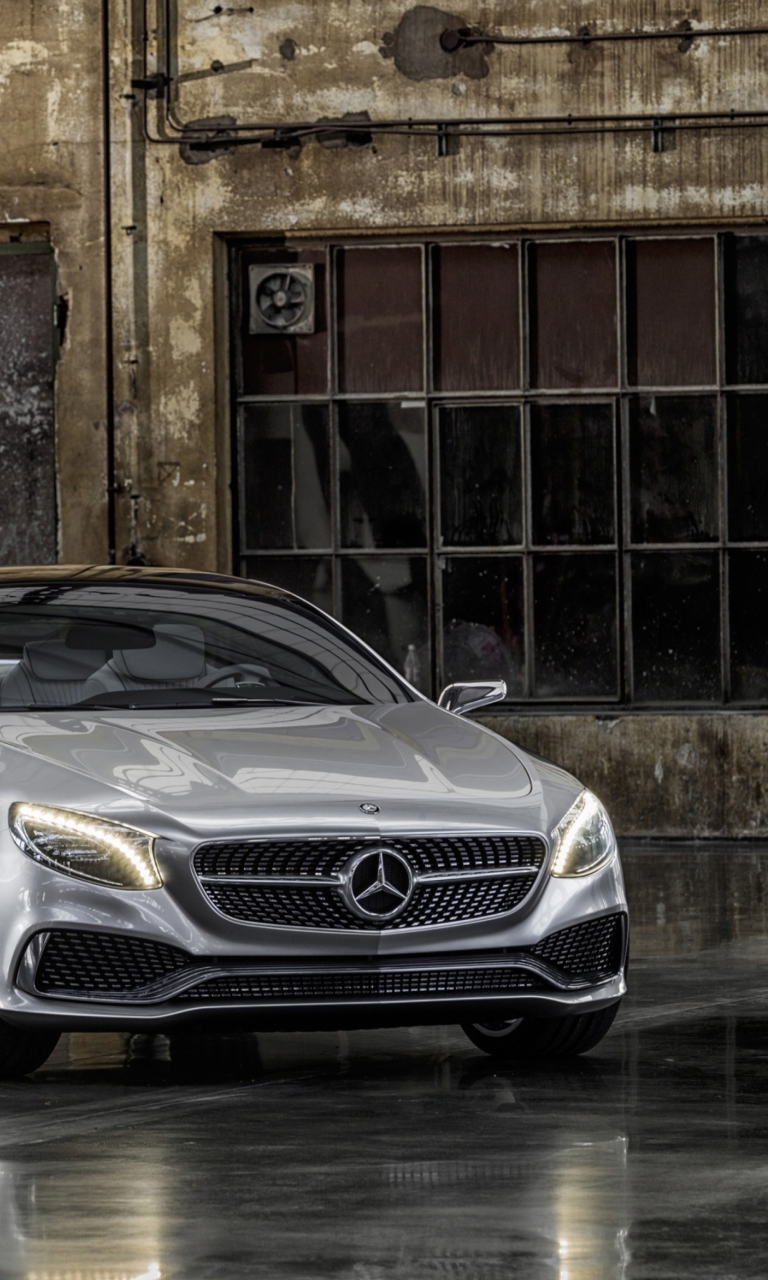 Screenshot №1 pro téma Mercedes Benz S Class Coupe 2013 768x1280