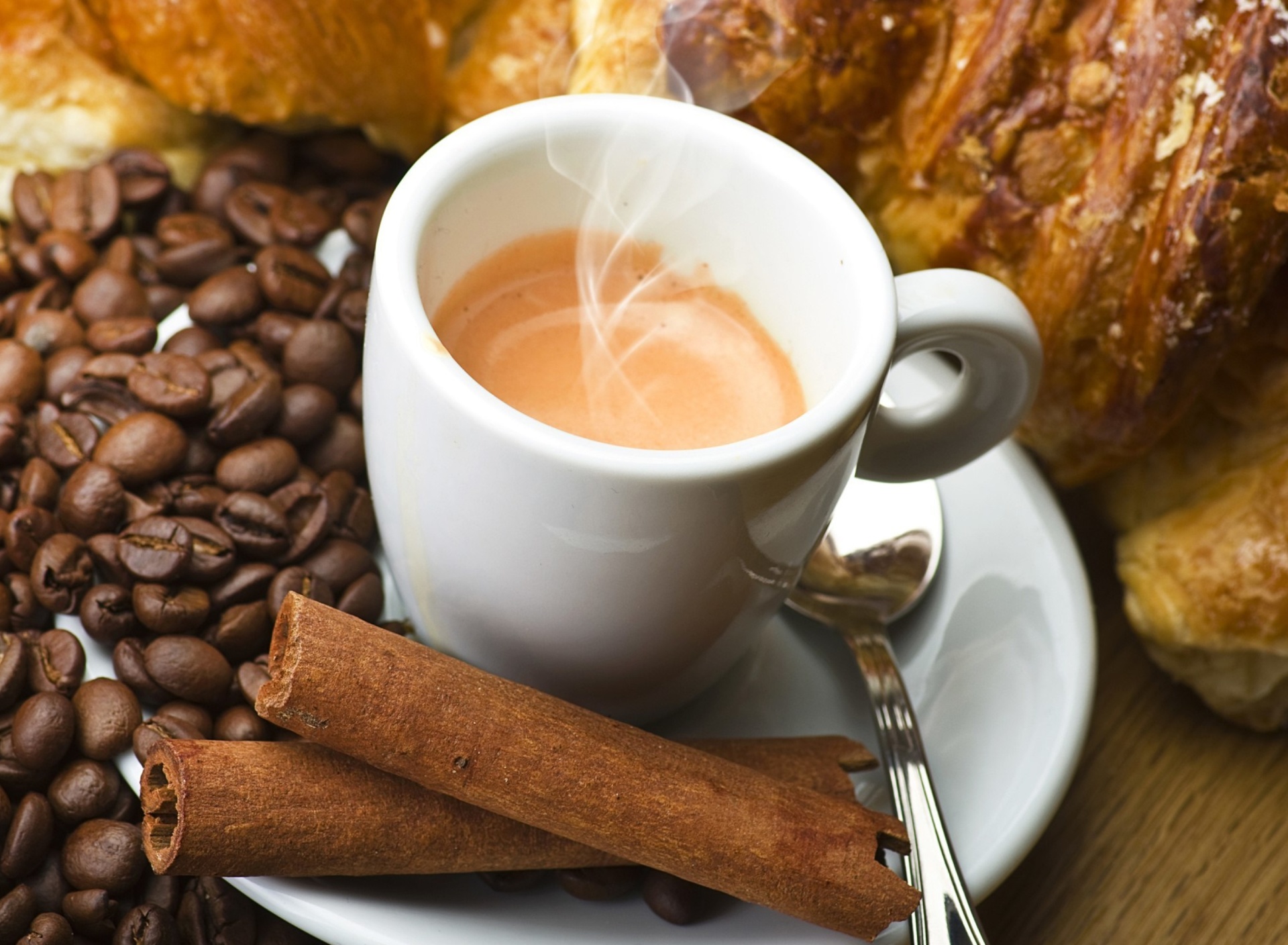 Fondo de pantalla Hot coffee and cinnamon 1920x1408