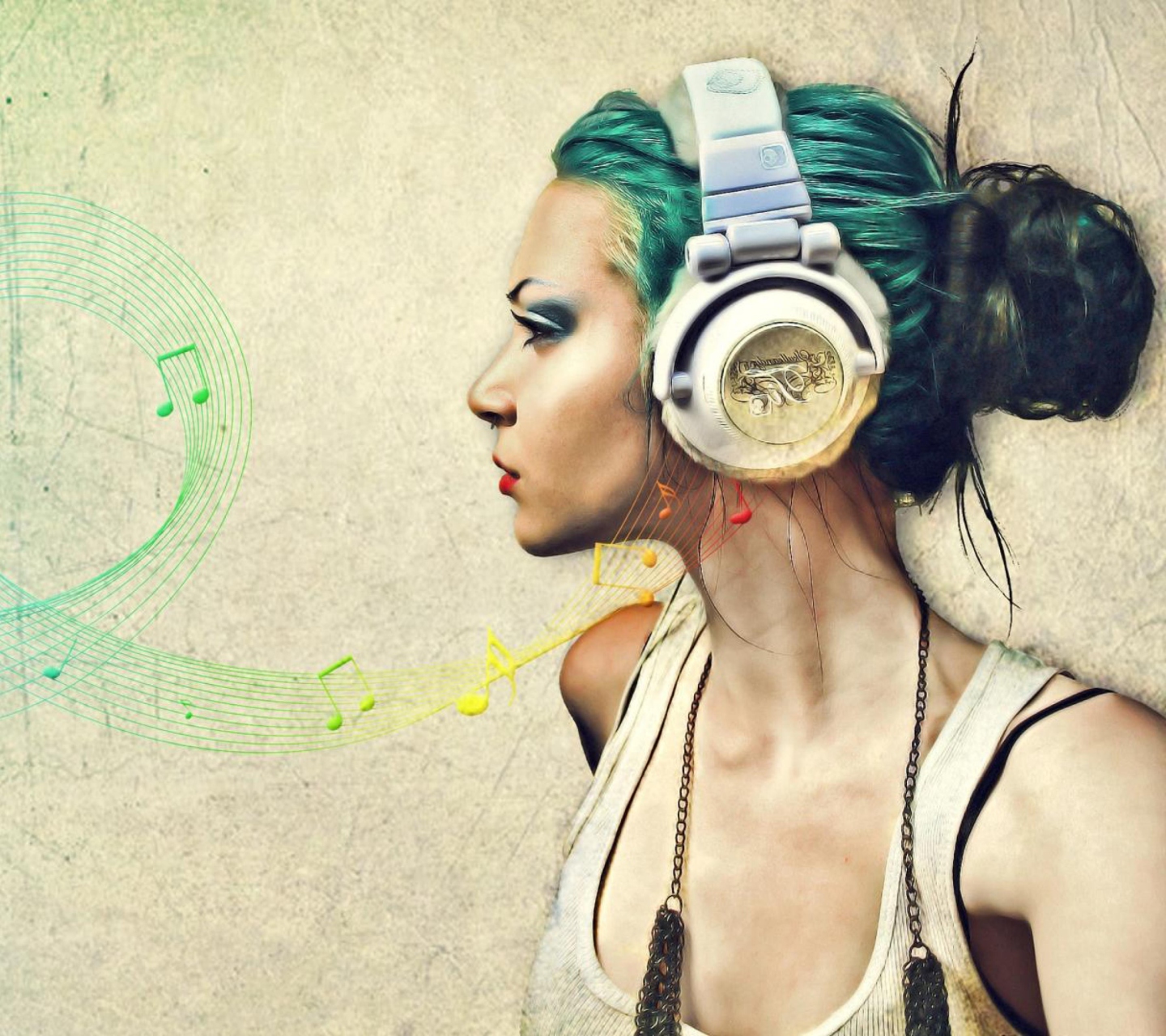 Screenshot №1 pro téma Girl With Headphones Artistic Portrait 1440x1280
