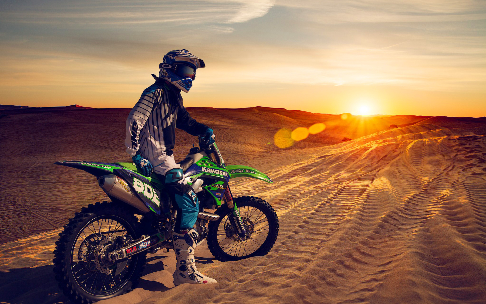 Screenshot №1 pro téma UAE Desert Motocross 1920x1200