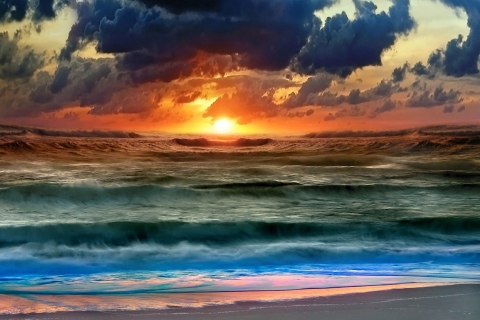 Обои Colorful Sunset And Waves 480x320