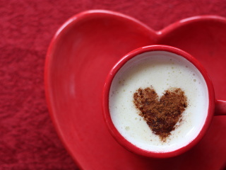 Small coffee mug and heart plate wallpaper 320x240