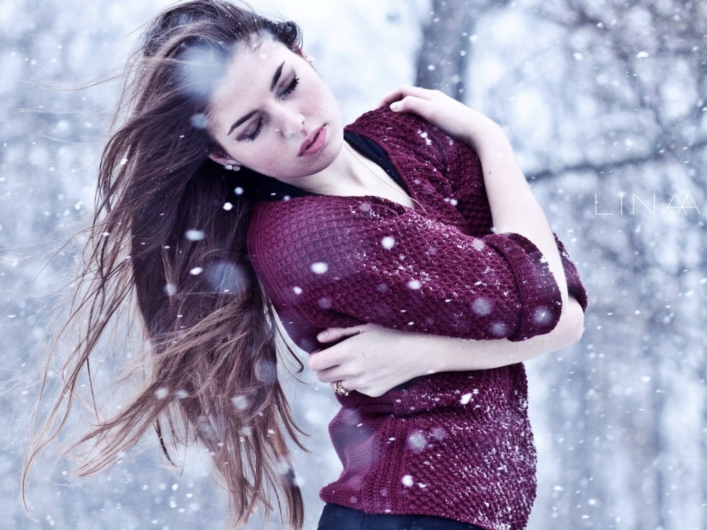 Das Girl from a winter poem Wallpaper 1024x768