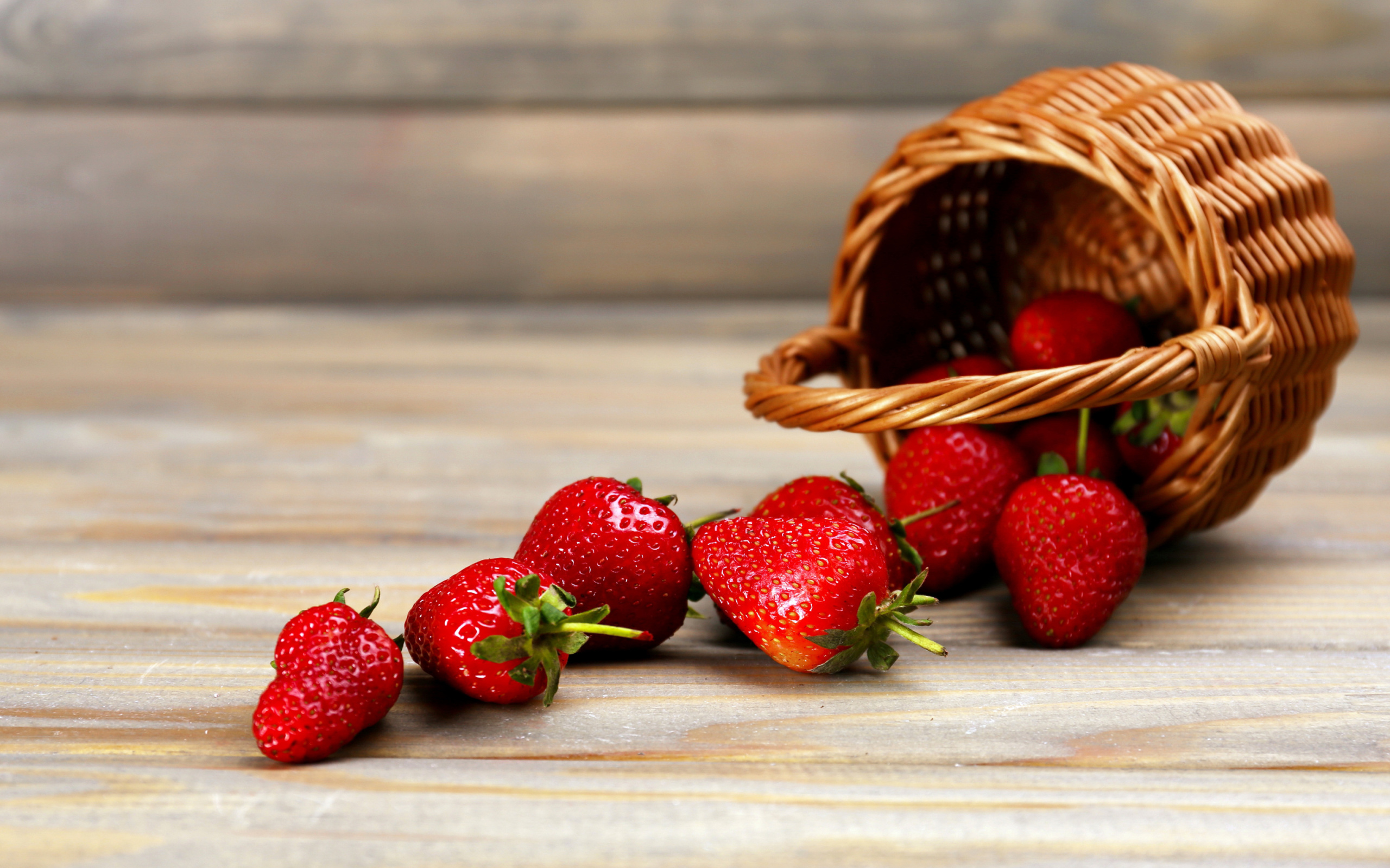 Das Strawberry Fresh Berries Wallpaper 2560x1600