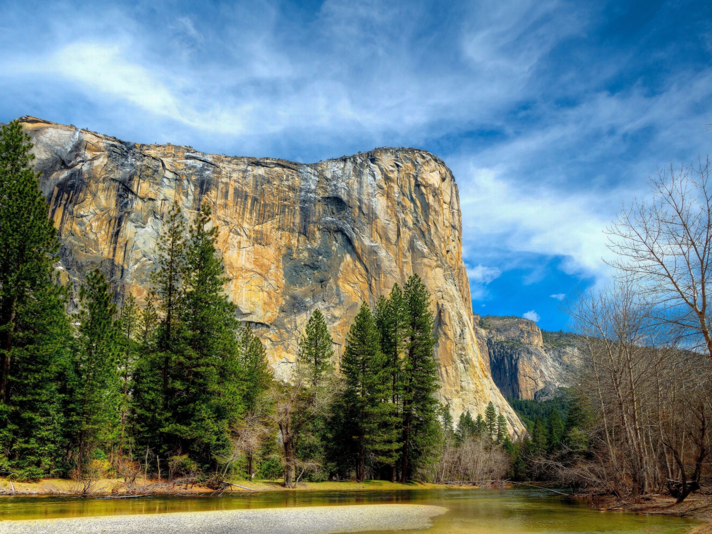 Fondo de pantalla Yosemite National Park in Sierra Nevada 1400x1050