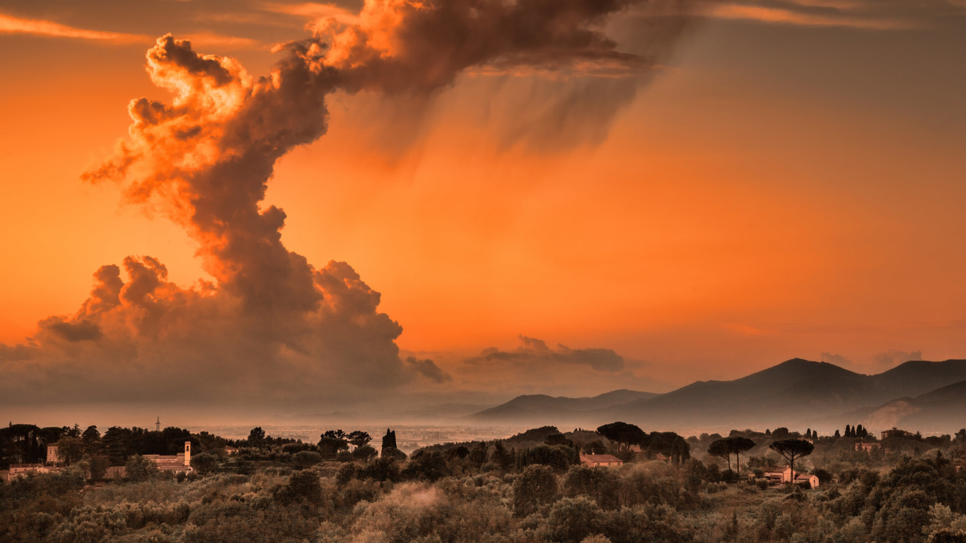 Weather in Tuscany wallpaper 1366x768