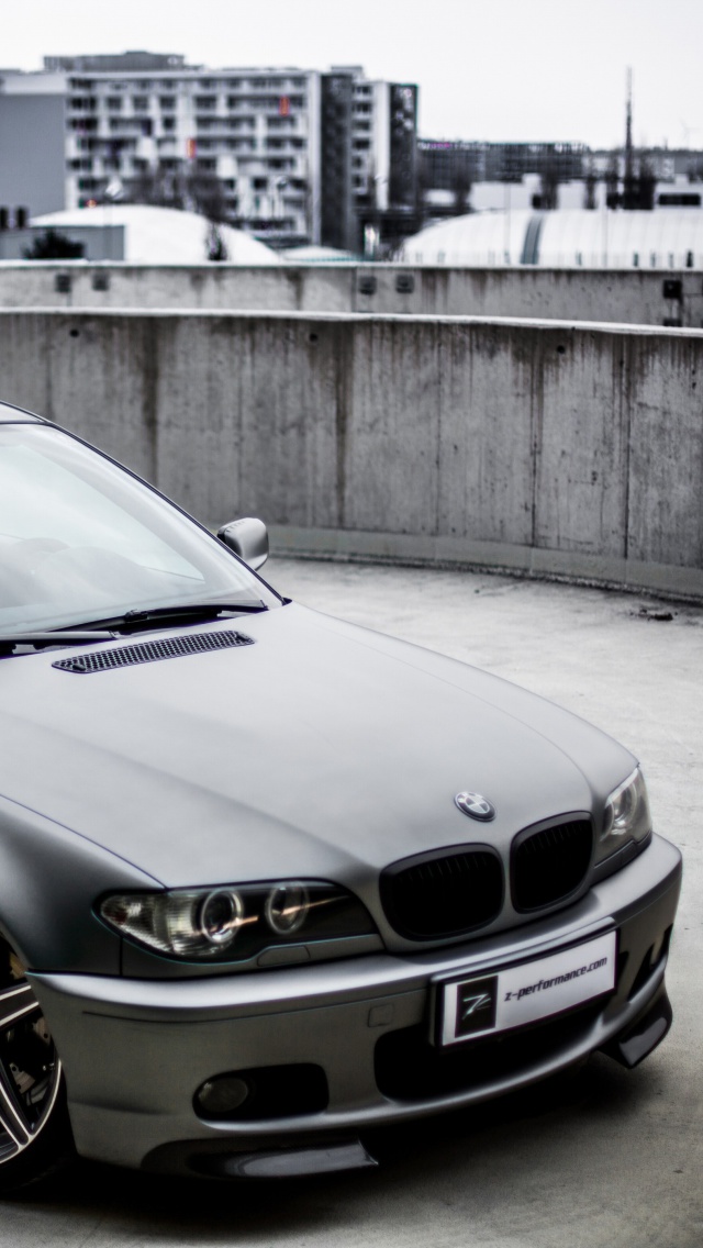 Screenshot №1 pro téma BMW 3 Series 640x1136