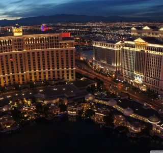 Vegas At Night sfondi gratuiti per iPad mini