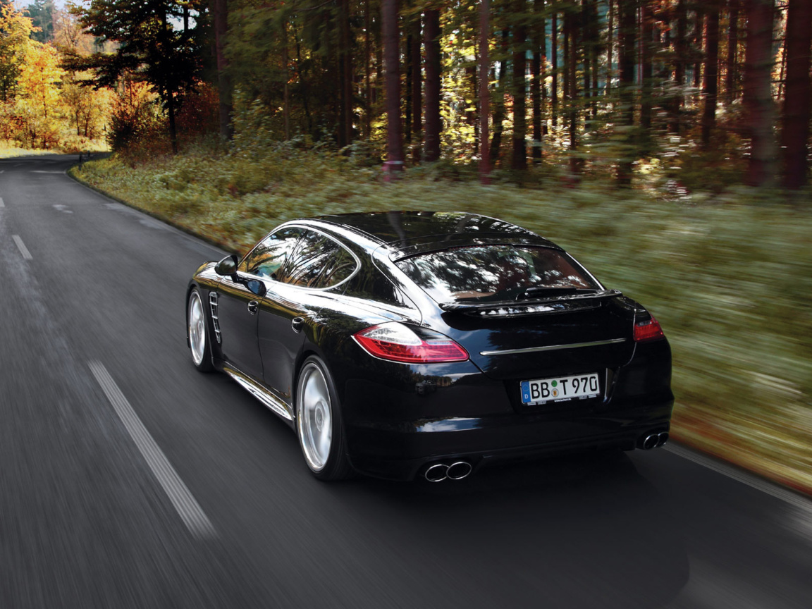 Das Porsche Panamera Turbo Wallpaper 1152x864