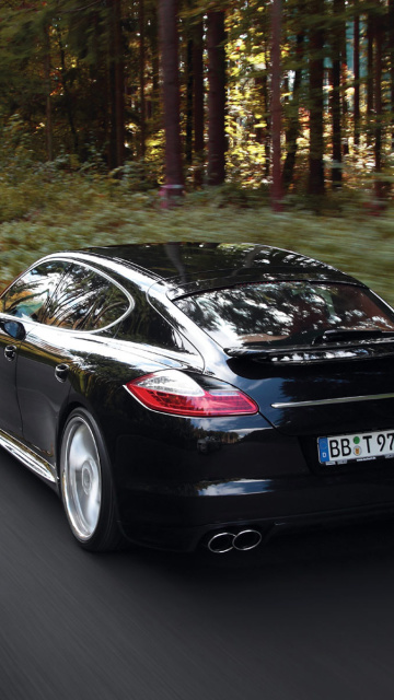 Das Porsche Panamera Turbo Wallpaper 360x640