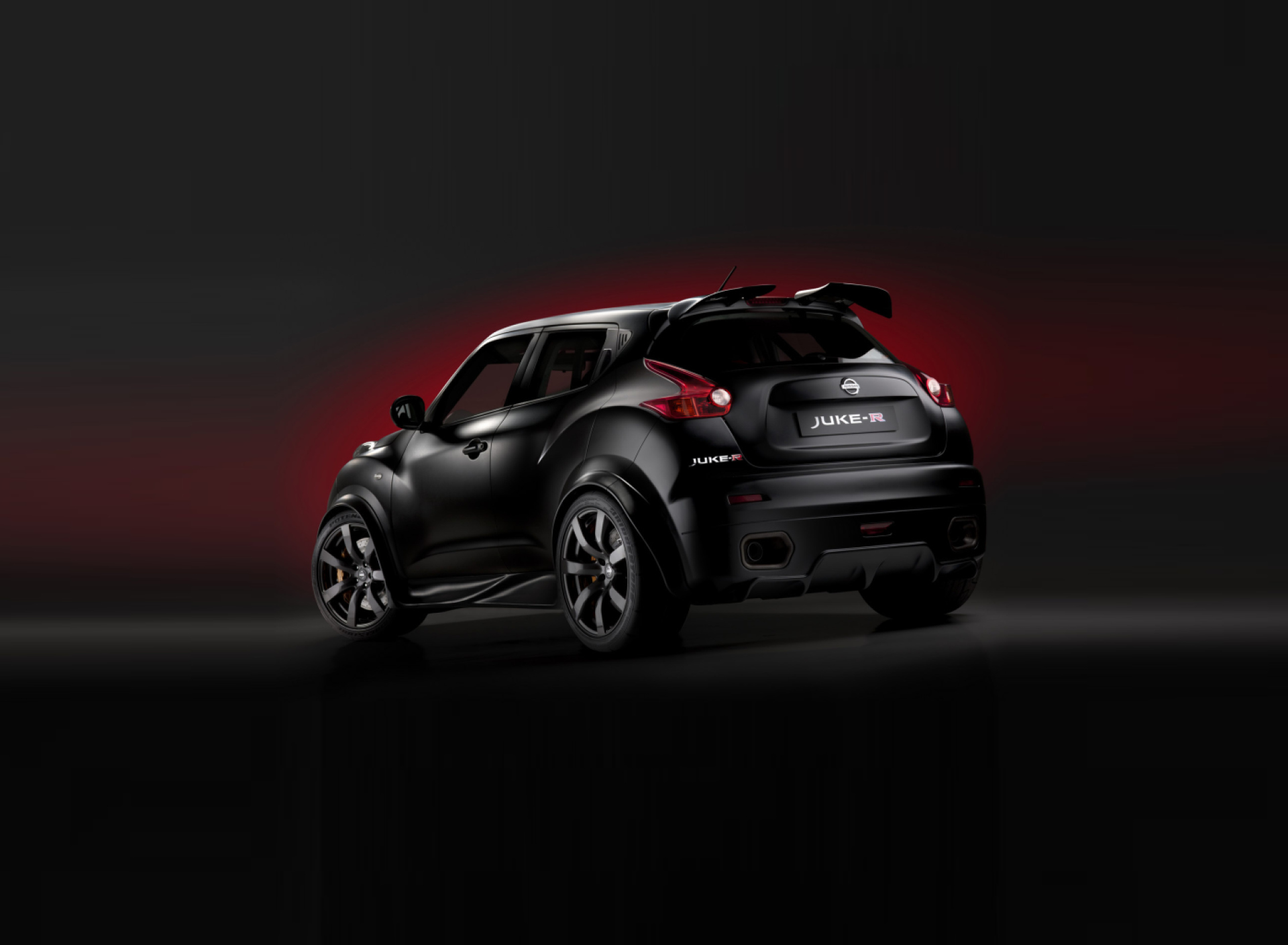 Обои Nissan Juke R 1920x1408