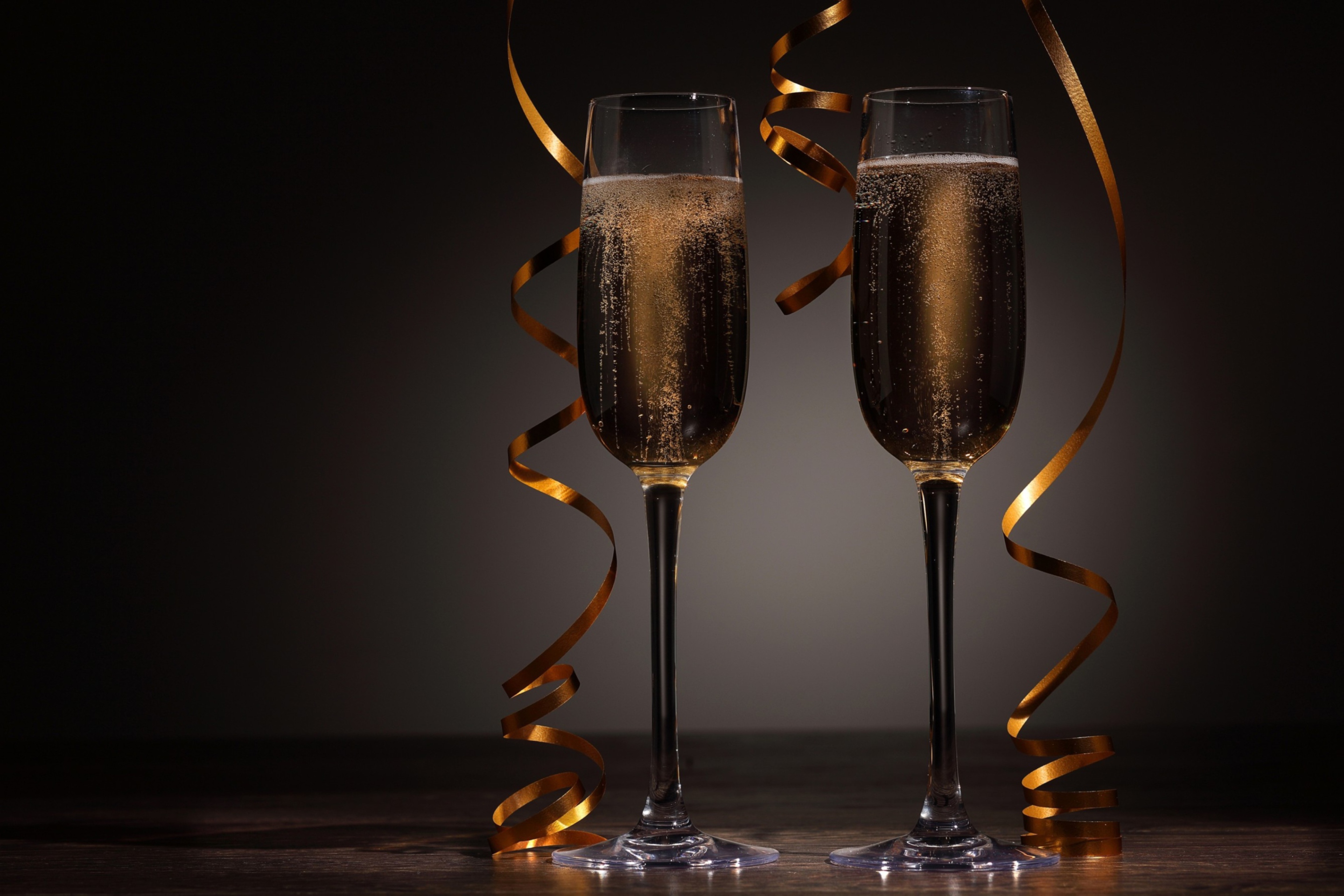 Holiday Champagne wallpaper 2880x1920