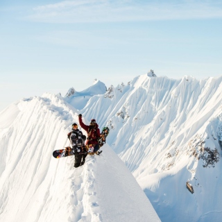 Snowboarding Resort - Obrázkek zdarma pro iPad Air
