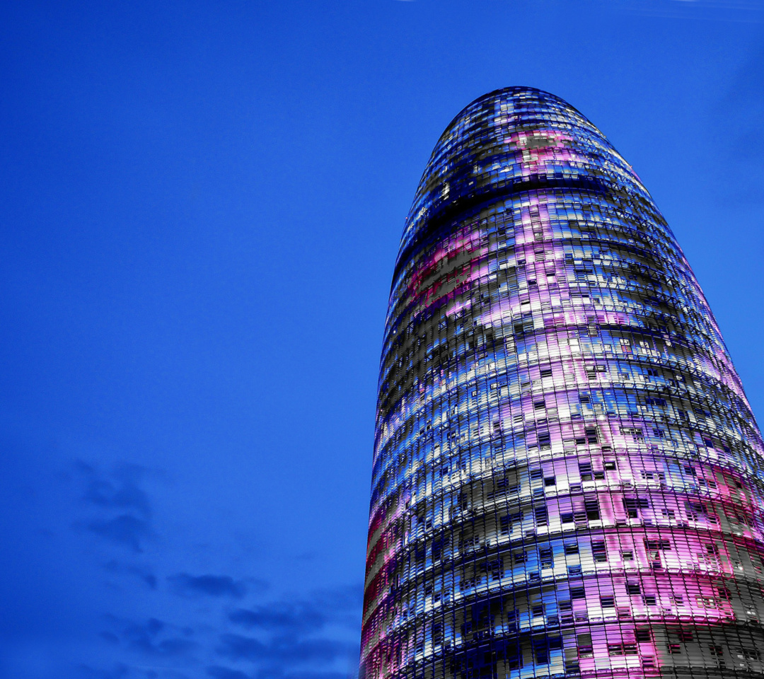 Fondo de pantalla Torre Agbar in Barcelona 1080x960