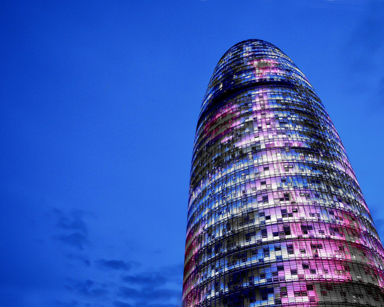 Torre Agbar in Barcelona wallpaper 1280x1024