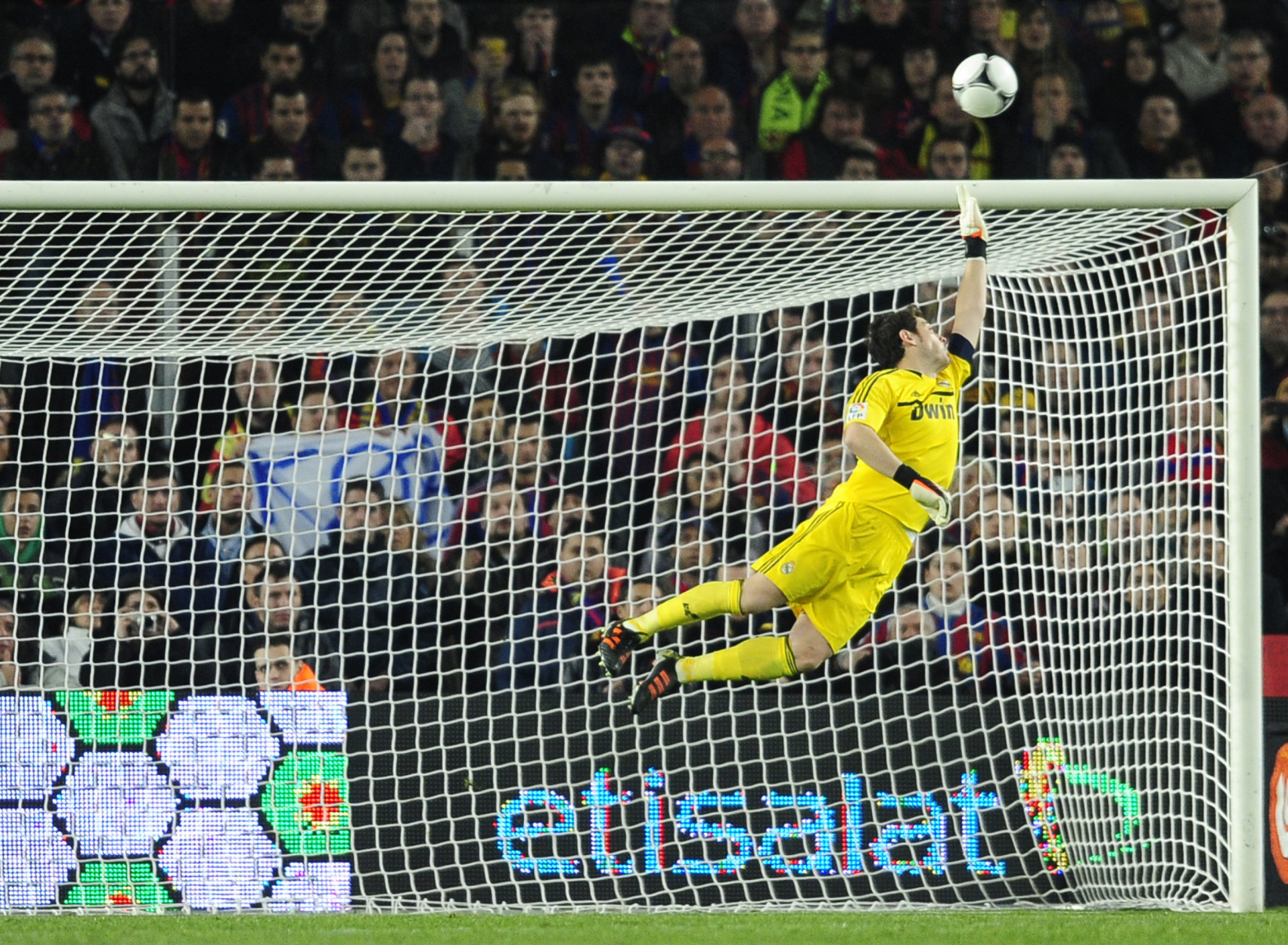 Screenshot №1 pro téma Iker Casillas Real Madrid 1920x1408