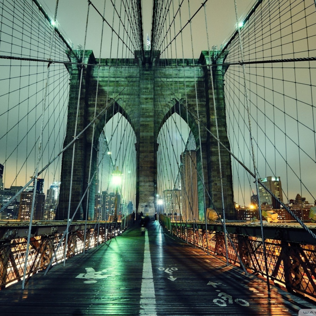 Screenshot №1 pro téma Brooklyn Bridge At Night 1024x1024