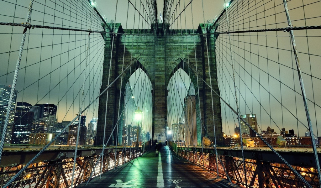 Sfondi Brooklyn Bridge At Night 1024x600