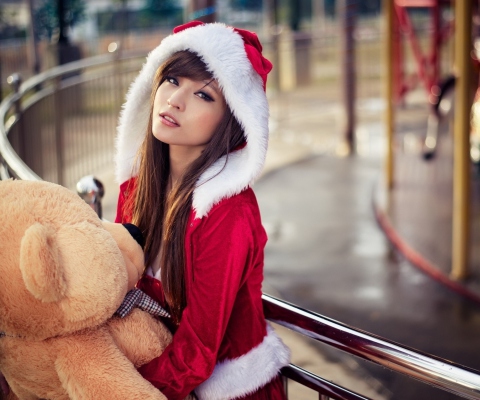 Screenshot №1 pro téma Santa Girl With Teddy Bear 480x400