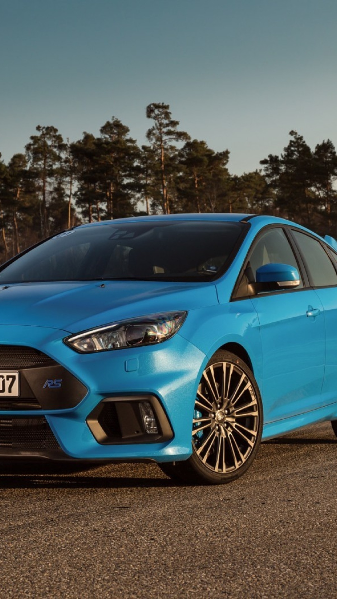 Ford Focus RS wallpaper 1080x1920