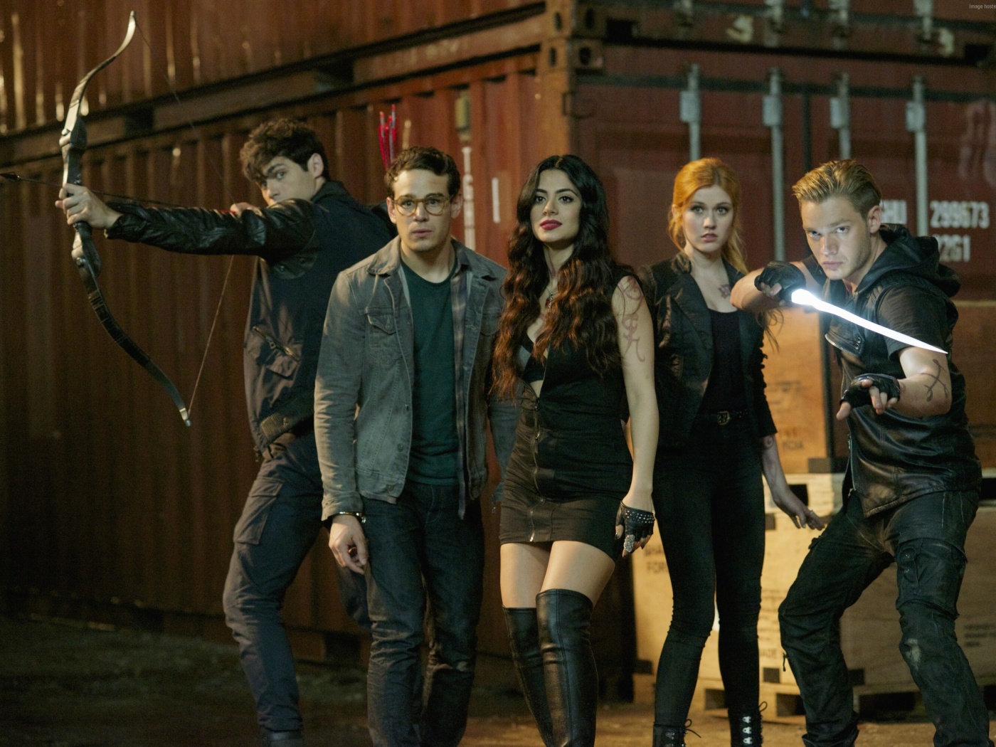 Das Shadowhunters The Mortal Instruments with Katherine McNamara Wallpaper 1400x1050