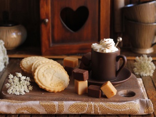 Coffee with candy wallpaper 320x240