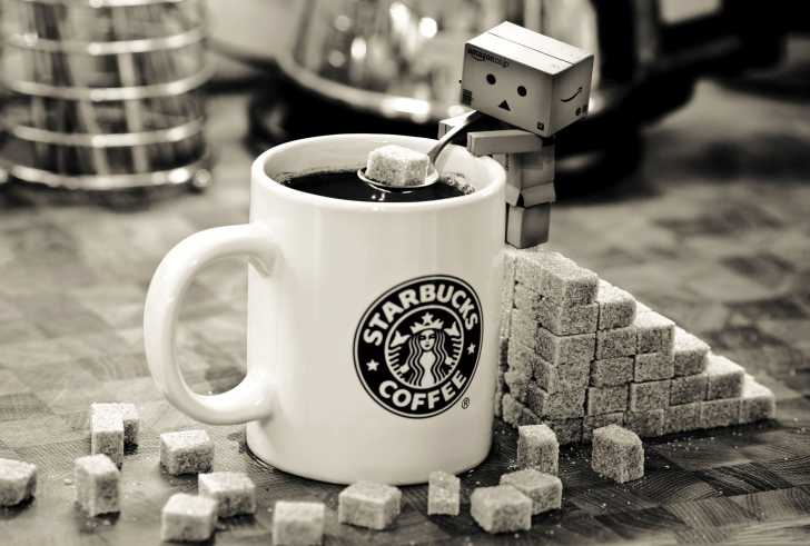 Danbo Loves Starbucks Coffee wallpaper