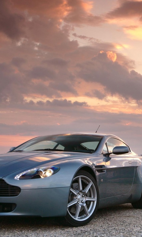 Fondo de pantalla Aston Martin Vantage 480x800