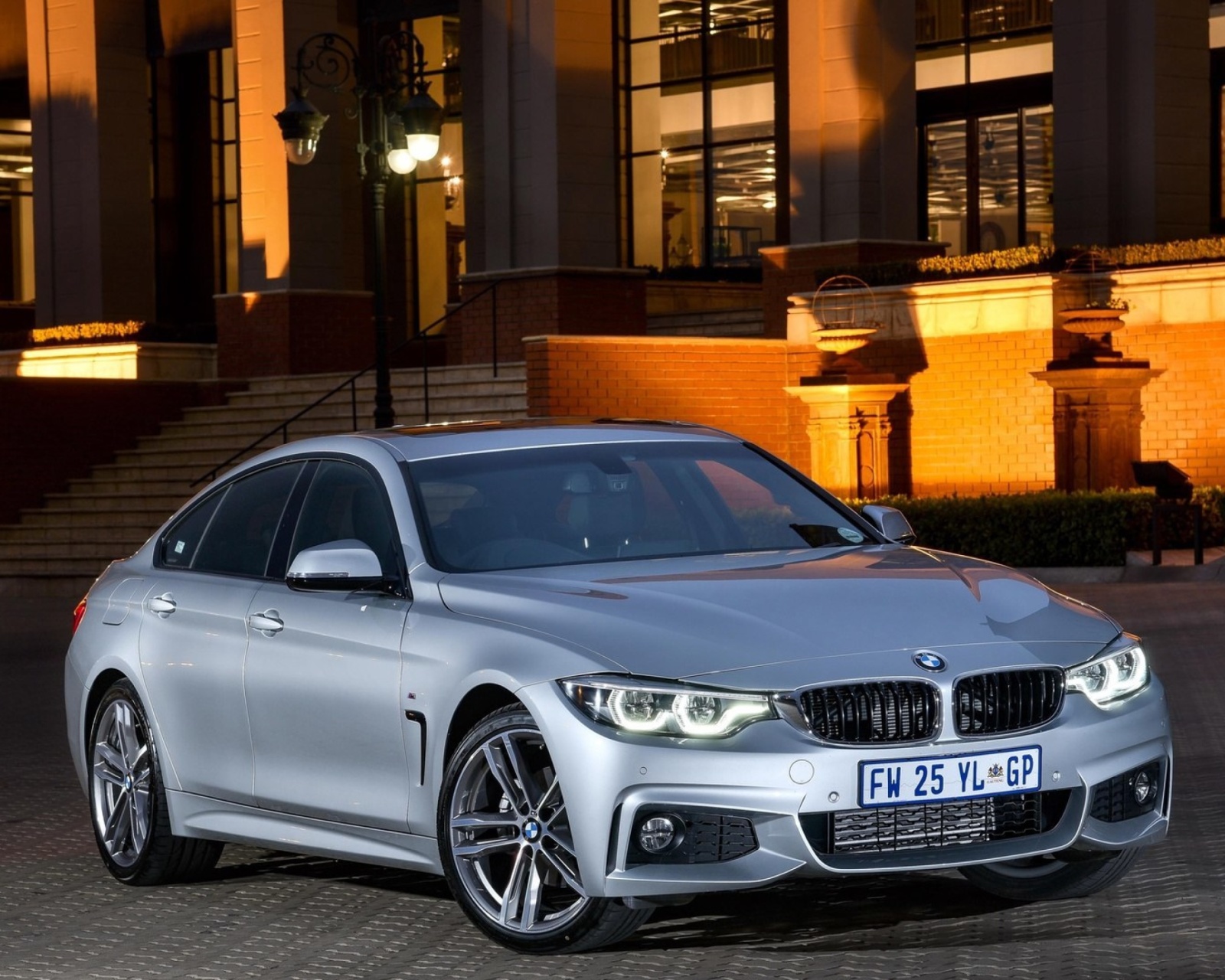 Обои BMW 420d Gran Coupe F36 1600x1280