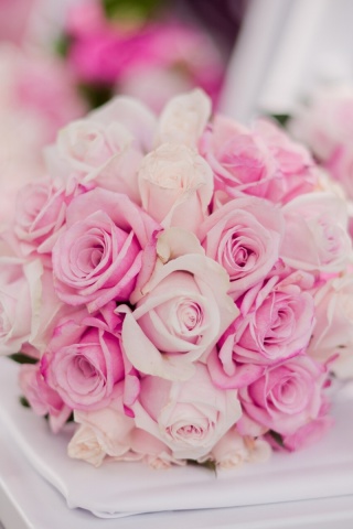 Fondo de pantalla Wedding Bouquets 320x480