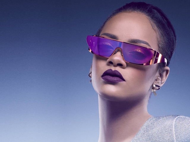Обои Rihanna in Dior Sunglasses 640x480