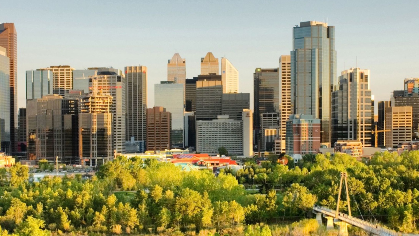 Screenshot №1 pro téma Calgary - Canada 1366x768