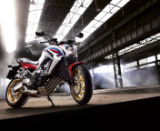Screenshot №1 pro téma Honda CB650 Custom Motorcycle 176x144