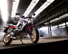 Screenshot №1 pro téma Honda CB650 Custom Motorcycle 220x176