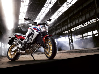 Screenshot №1 pro téma Honda CB650 Custom Motorcycle 320x240