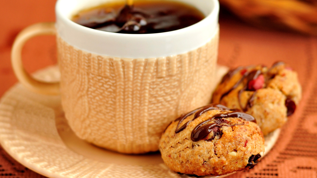 Обои Dessert cookies with coffee 1280x720