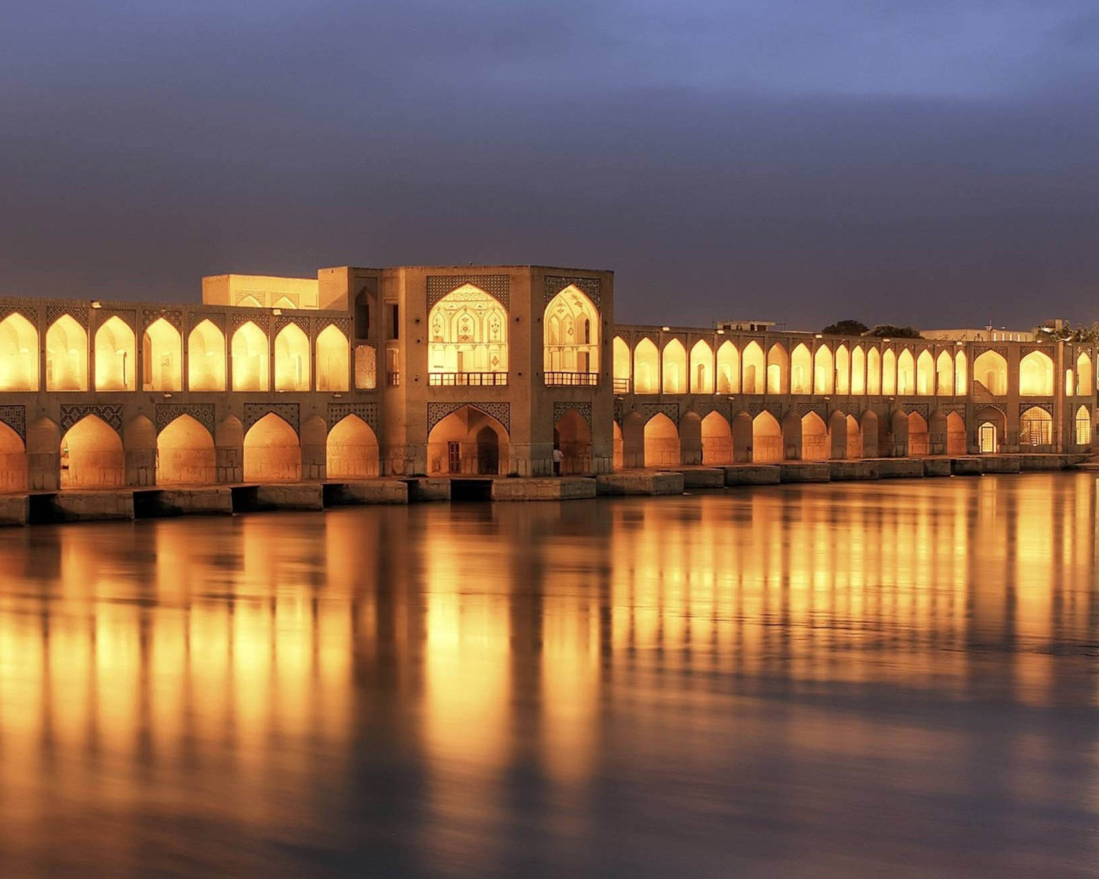 Sfondi Khaju Bridge - Iran 1600x1280