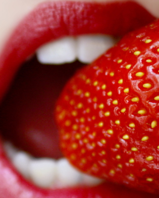 Tasty Strawberry - Obrázkek zdarma pro 132x176