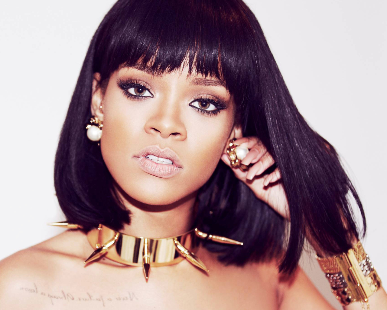 Screenshot №1 pro téma Beautiful Rihanna 1280x1024