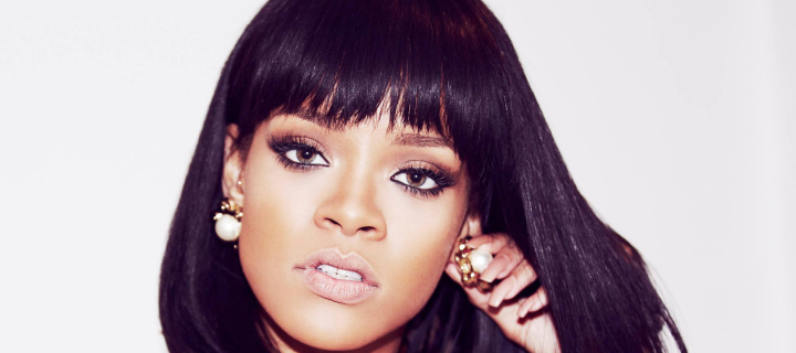 Beautiful Rihanna screenshot #1 720x320