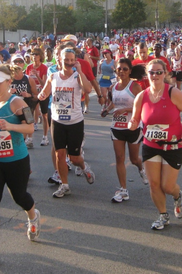 Обои Chicago Marathon 640x960