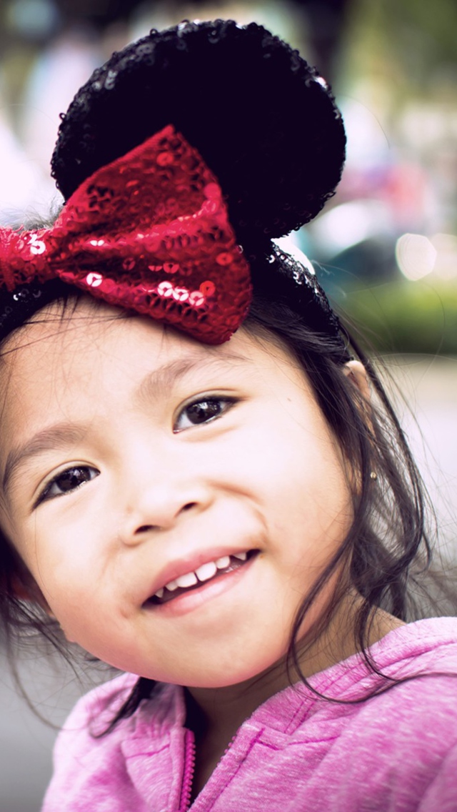 Cute Minnie Mouse wallpaper 640x1136