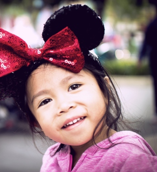 Cute Minnie Mouse sfondi gratuiti per iPad mini 2